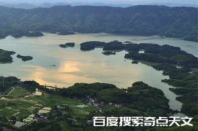 世界蓄水量最大十大湖泊 休伦湖上榜第一名出乎意料 Bob Berman 世界蓄水量最大十大湖泊 休伦湖上榜第一名出乎意料
