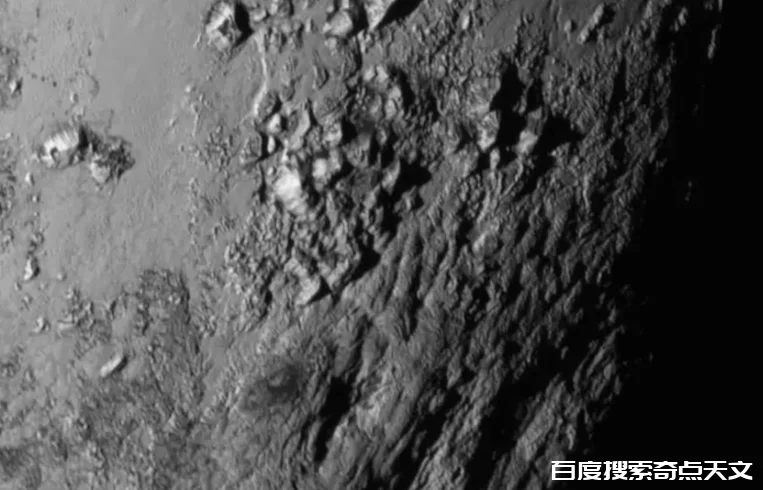 诱人的冥王星视图显示,冥王星表面活跃, 161年内属首次 零度星系 诱人的冥王星视图显示,冥王星表面活跃, 161年内属首次