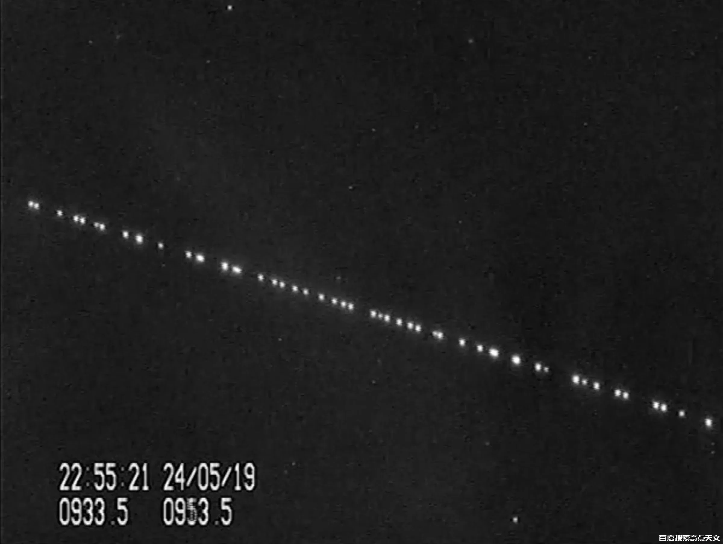 星链列车,是天文新奇观,也是天文学家勘测的阻碍 零度星系 星链列车,是天文新奇观,也是天文学家勘测的阻碍