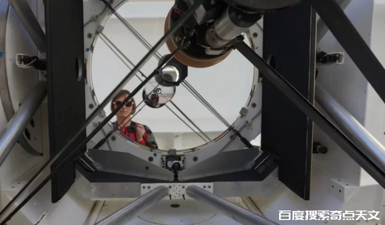 地球的外层到底有多少碎片?在未来,星链卫星会布满夜空吗? 零度星系 地球的外层到底有多少碎片?在未来,星链卫星会布满夜空吗?