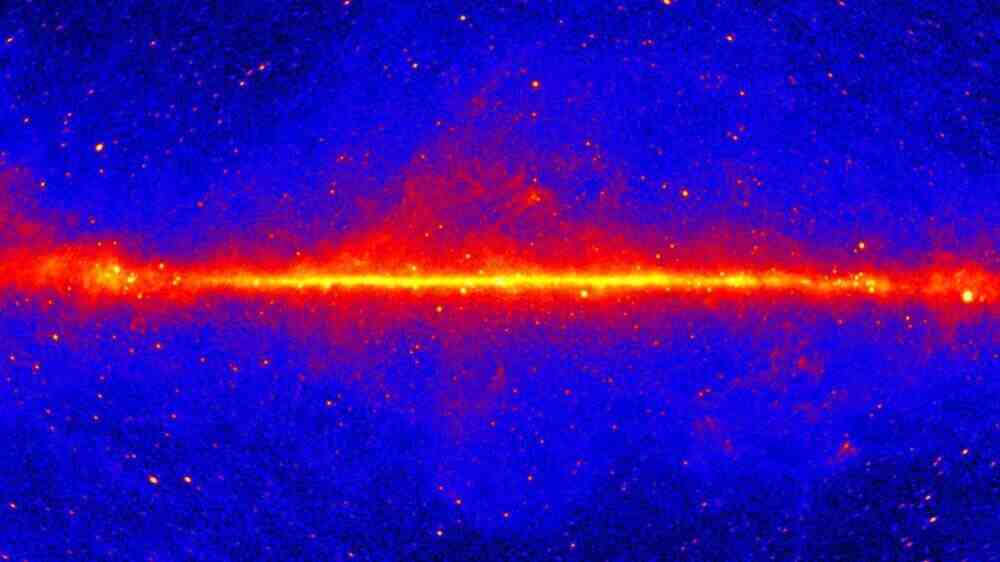 暗物质可能终于在我们星系的光芒中被探测到了 | 奇点天文