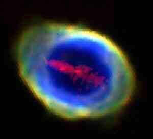 行星状星云“环状星云”中存在铁的棒状结构，长度约4万天文单位 | 奇点天文