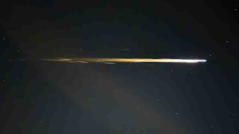 地震传感器检测到来袭太空垃圾产生的音爆 | 奇点天文